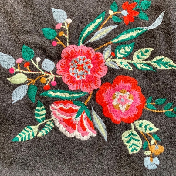 Loft Embroidered Skirt - Picture 4 of 7